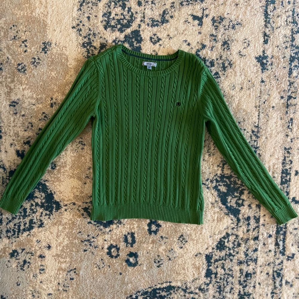 IZOD cable knit sweater